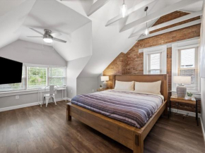 Oakland, Pittsburgh !F Unique and Stylish Private Bedroom with Private Bathroom